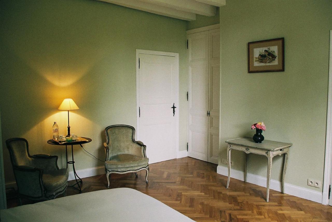 Le Pavillon De Vallet Bed & Breakfast Athee-sur-Cher Exterior photo