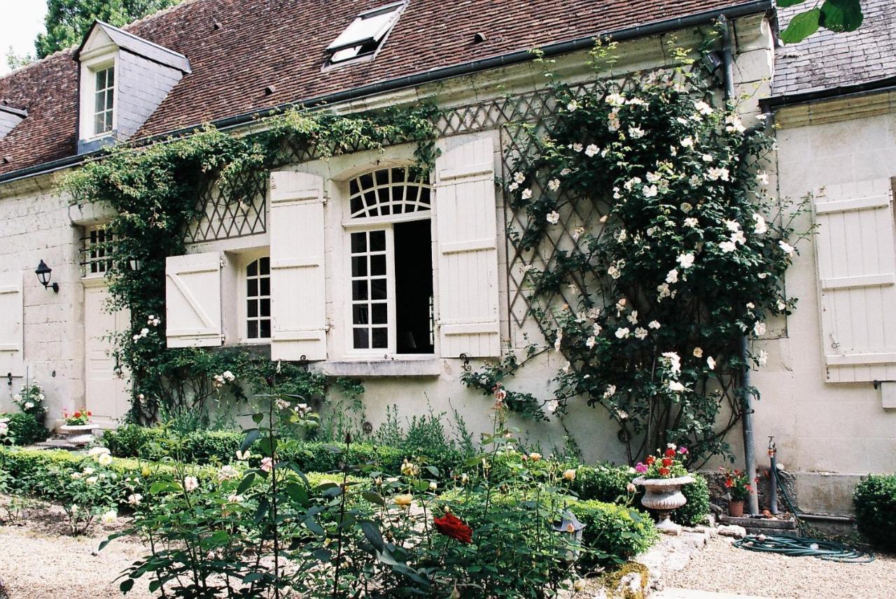 Le Pavillon De Vallet Bed & Breakfast Athee-sur-Cher Exterior photo